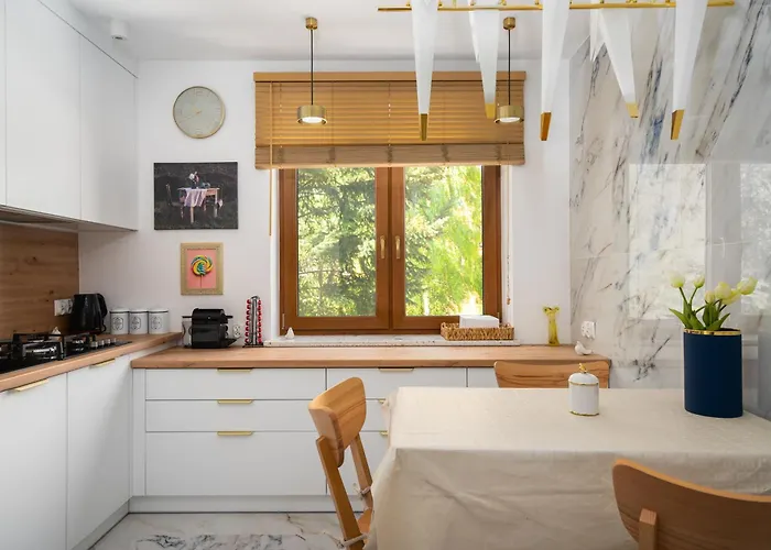 Vila Close- Golden Saska Kepa - Fully Renovated 2025 Varšava