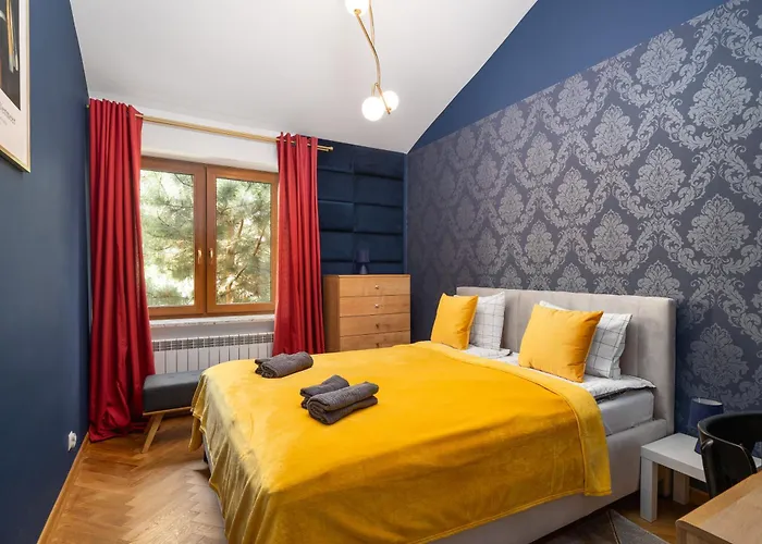 Close- Golden Saska Kepa - Fully Renovated 2025 Vila Varšava