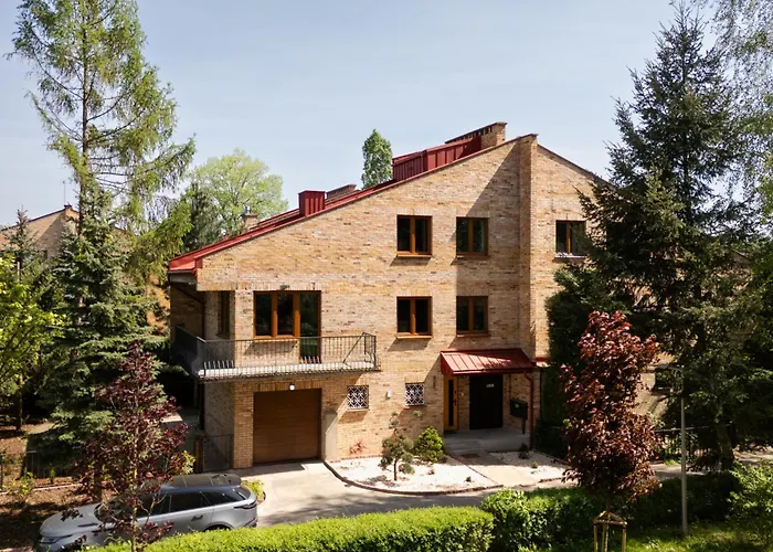 Close- Golden Saska Kepa - Fully Renovated 2025 Varšava