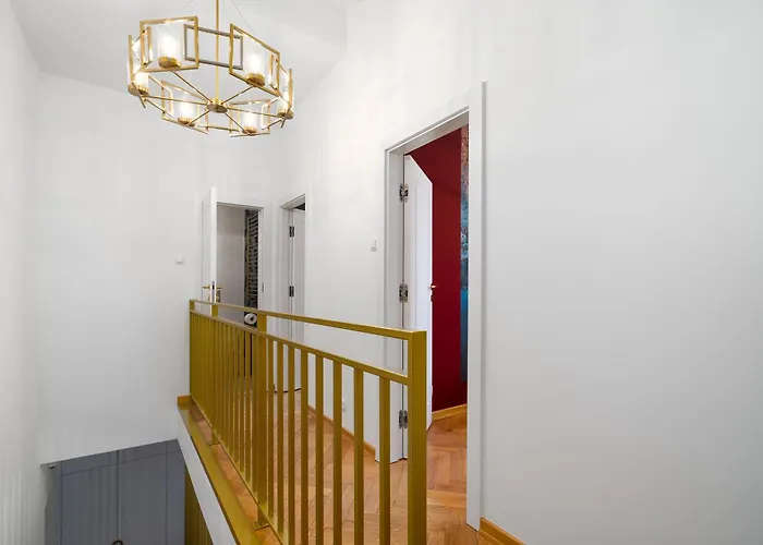 וילה Close- Golden Saska Kepa - Fully Renovated 2025