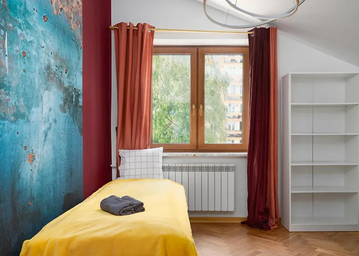 וילה Close- Golden Saska Kepa - Fully Renovated 2025 ורשה